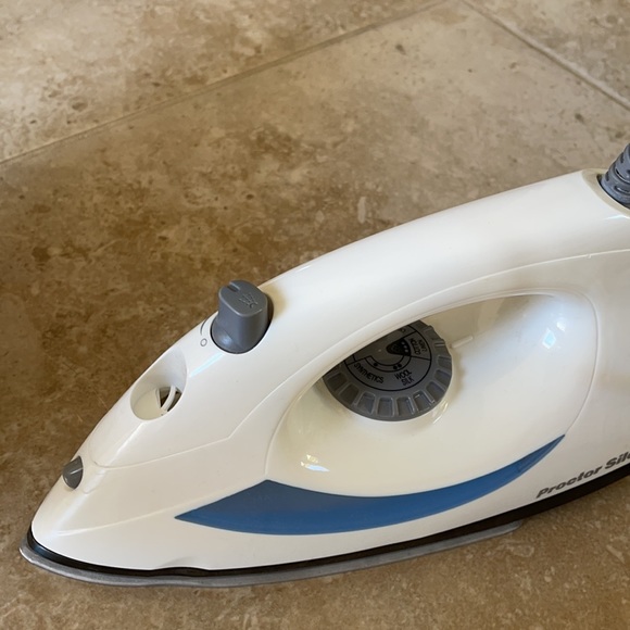 Proctor Silex Iron - Picture 3 of 3